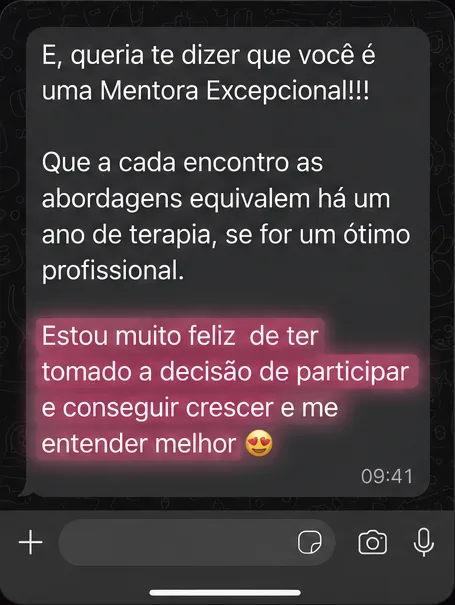 Print de mensagem elogiando a mentoria, dizendo que as abordagens equivalem a um ano de terapia